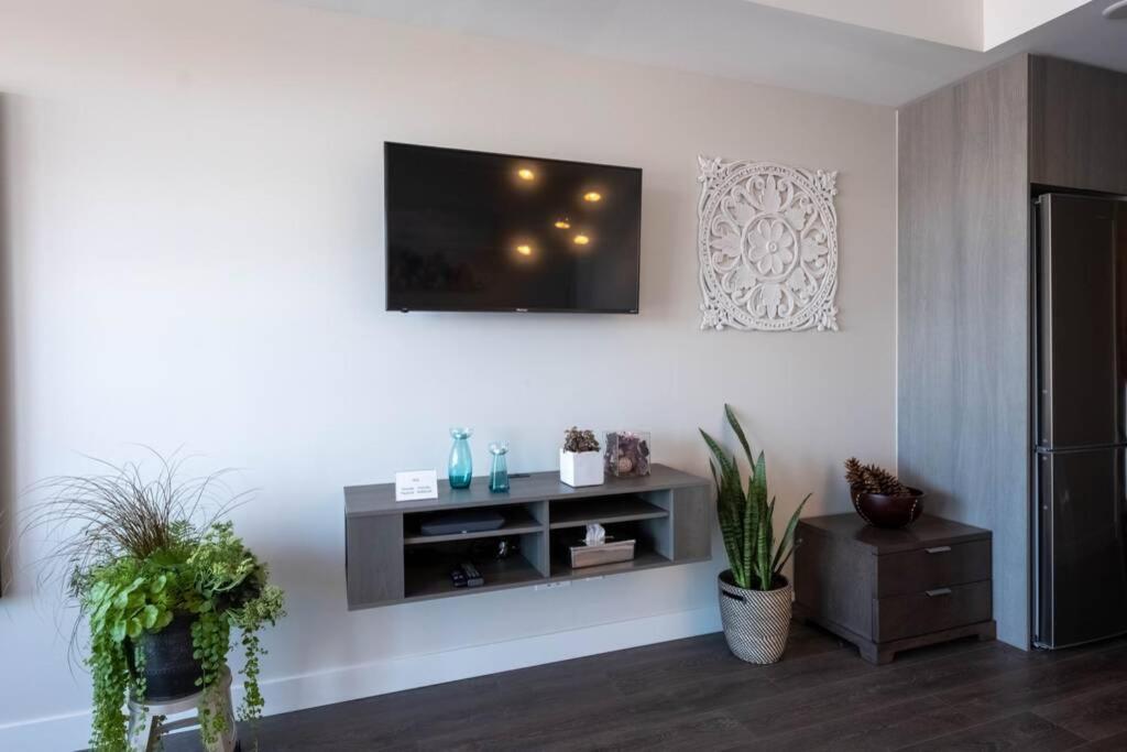 Clean 4Th Floor 1 Bedroom Apt In Old Town China Town Victoria Extérieur photo