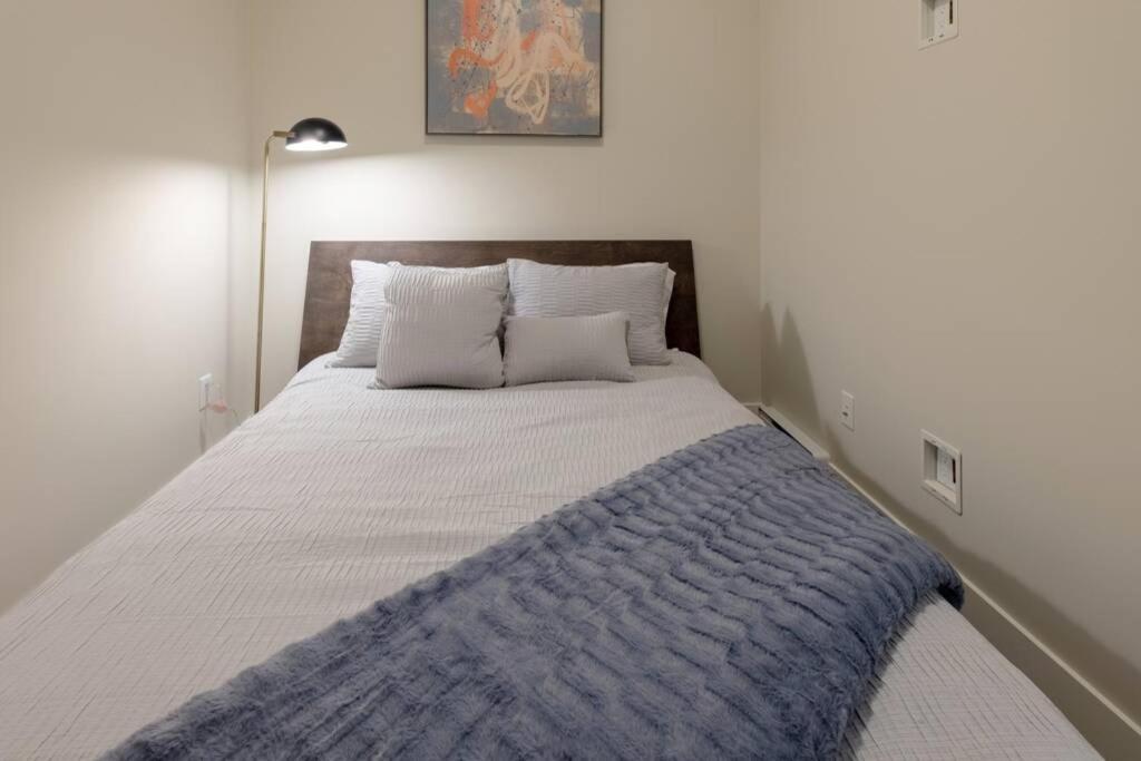 Clean 4Th Floor 1 Bedroom Apt In Old Town China Town Victoria Extérieur photo